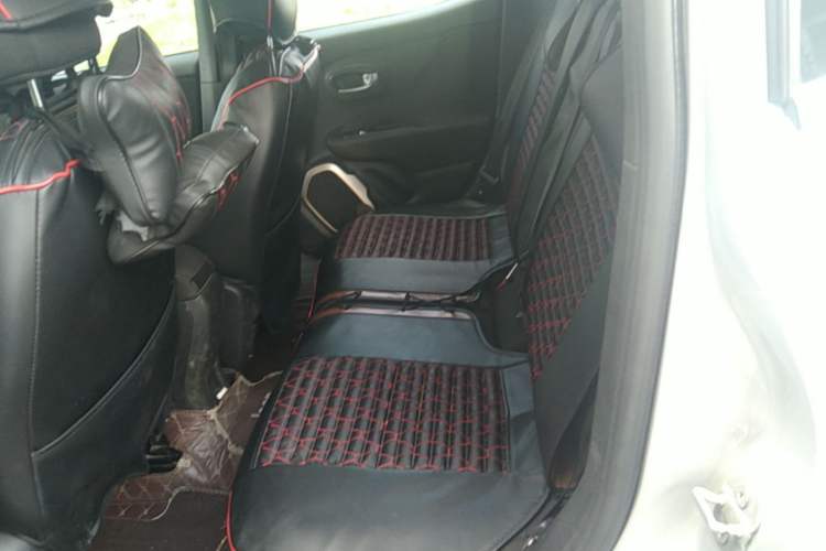 Used Jeep Renegade 2016 1.4T Automatic High-Energy Version Left Rear Seat
