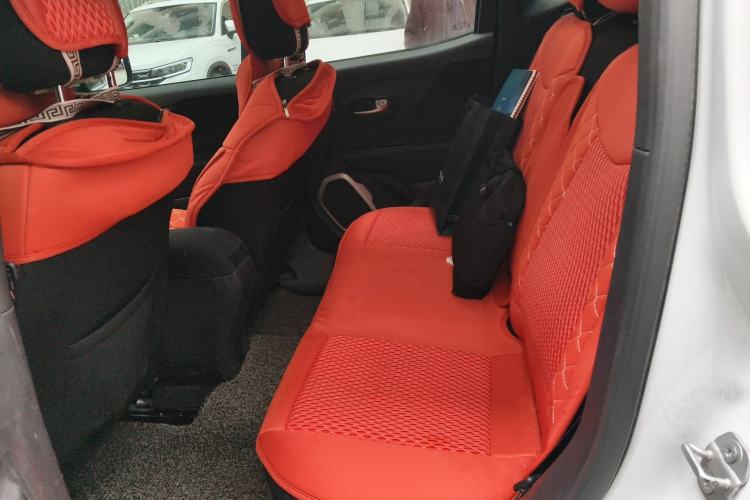 Used Jeep Renegade 2016 1.4T Automatic Jingneng Edition Left Rear Seat