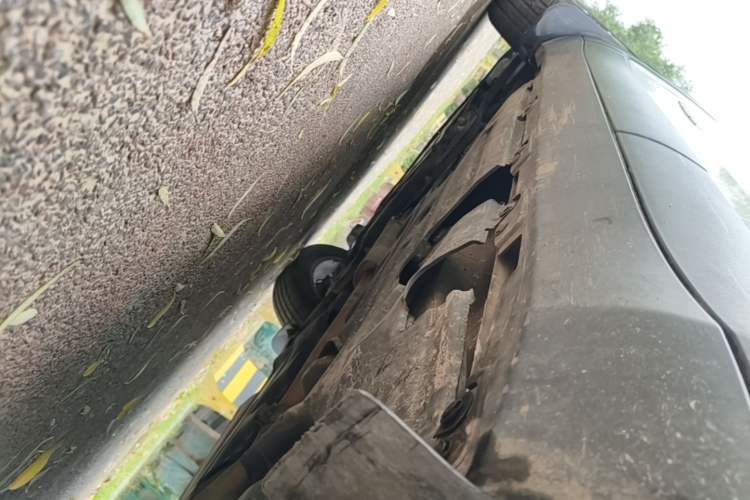 Used Jeep Renegade 2016 1.4T Automatic Kinetic Edition Left Side Sill