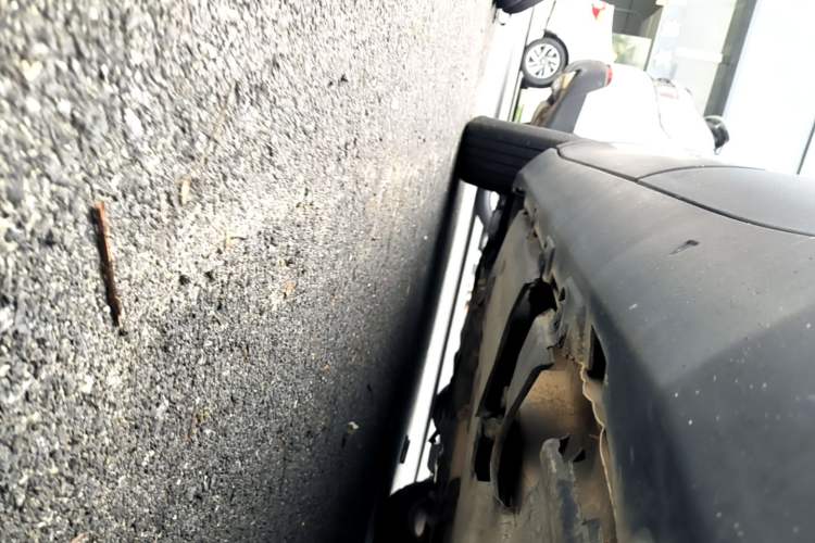 Used Jeep Renegade 2016 1.4T Automatic Kinetic Edition Left Side Sill