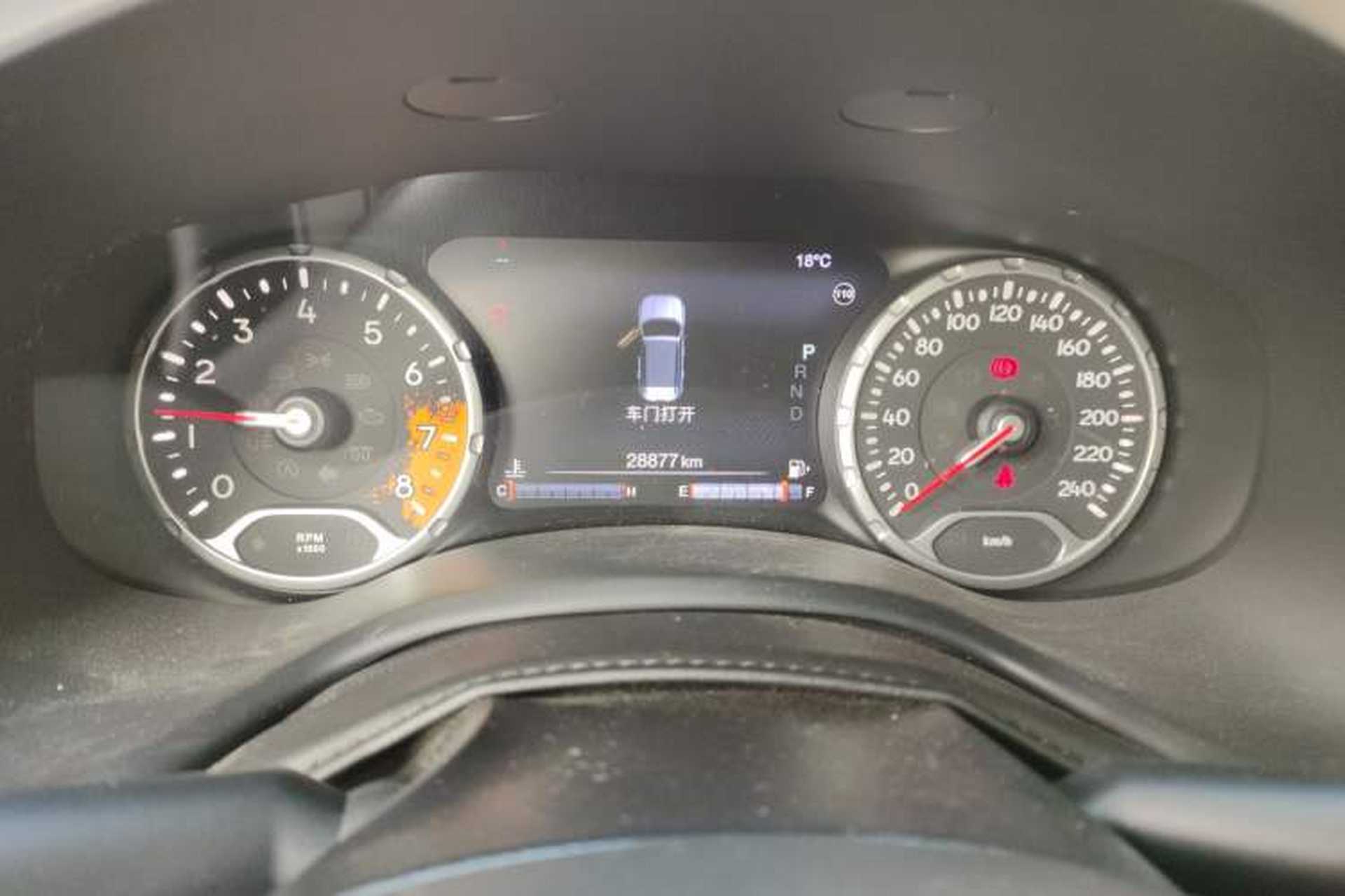 Used Jeep Renegade 2016 1.4T Automatic Jingneng Version+ Odometer Close Up