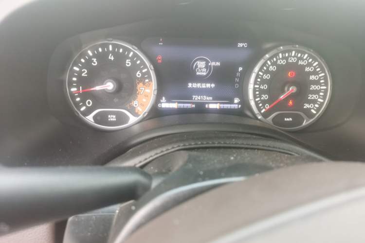 Used Jeep Renegade 2016 1.4T Automatic Smart Edition Odometer Close Up
