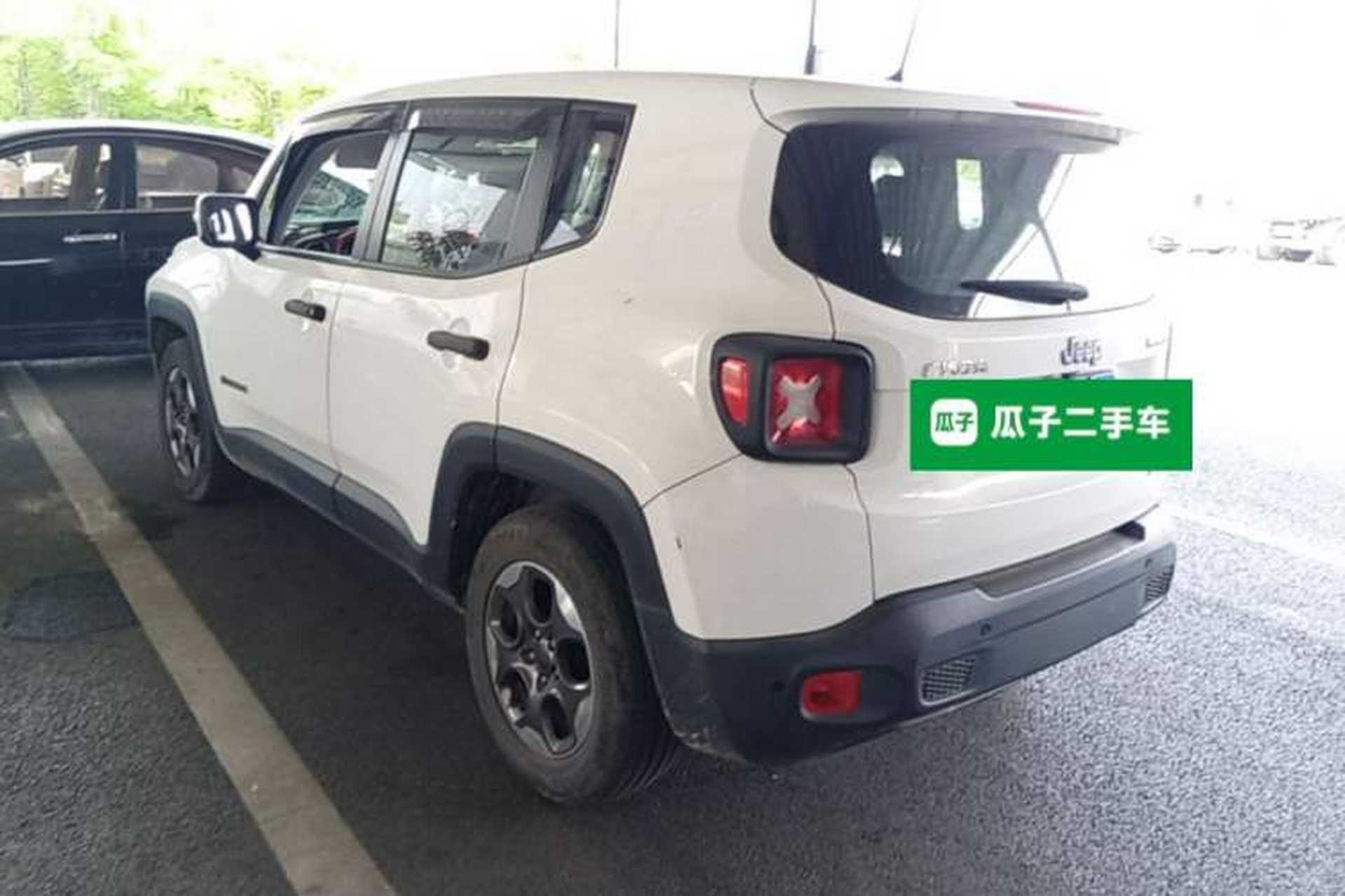 Used Jeep Renegade 2016 1.4T Manual Kinetic Edition Rear Left 45 Deg