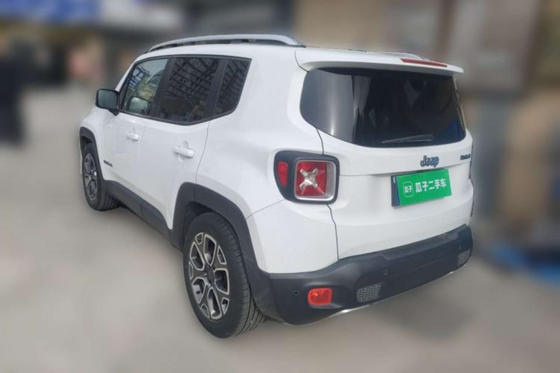 Used Jeep Renegade 2016 1.4T Automatic Smart Edition Rear Left 45 Deg