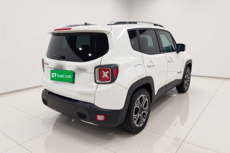 Used Jeep Renegade 2016 1.4T Automatic Smart Edition Rear Right 45 Deg
