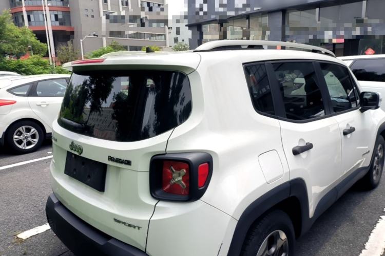 Used Jeep Renegade 2016 1.4T Automatic Kinetic Edition Rear Right 45 Deg