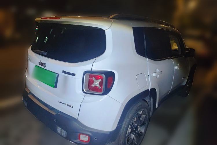 Used Jeep Renegade 2016 1.4T Automatic Smart Edition Rear Right 45 Deg