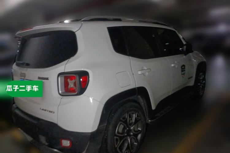 Used Jeep Renegade 2016 1.4T Automatic Smart Edition Rear Right 45 Deg