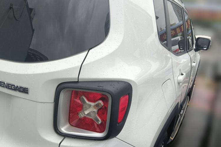 Used Jeep Renegade 2016 1.4T Automatic Smart Edition Rear Right 45 Deg