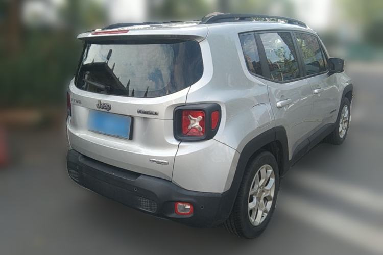 Used Jeep Renegade 2016 1.4T Automatic High-Energy Version Rear Right 45 Deg