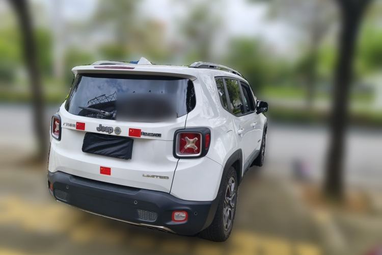 Used Jeep Renegade 2016 1.4T Automatic Smart Edition Rear Right 45 Deg