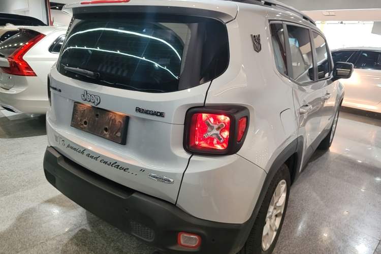 Used Jeep Renegade 2016 1.4T Automatic Jingneng Edition Rear Right 45 Deg