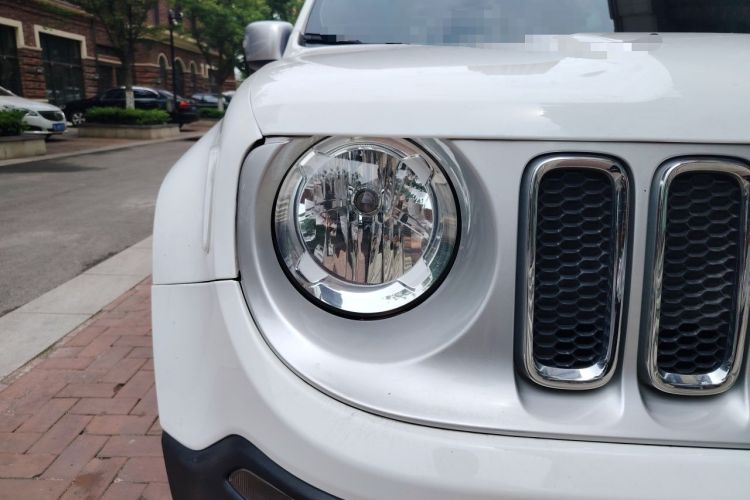 Used Jeep Renegade 2016 1.4T Automatic Smart Edition Right Front Headlight