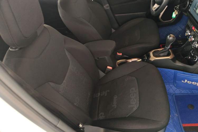 Used Jeep Renegade 2016 1.4T Automatic High-Energy Version Right Front Seat