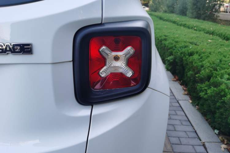 Used Jeep Renegade 2016 1.4T Manual Kinetic Edition Right Rear Taillight