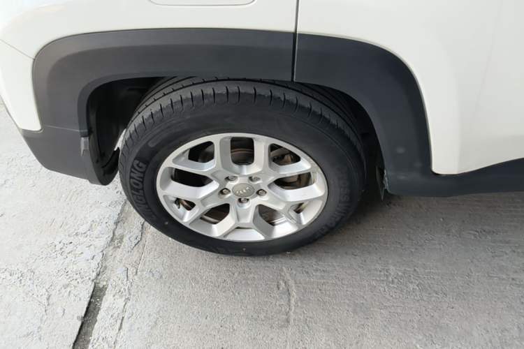 Used Jeep Renegade 2016 1.4T Automatic Jingneng Edition Right Rear Wheel Hub