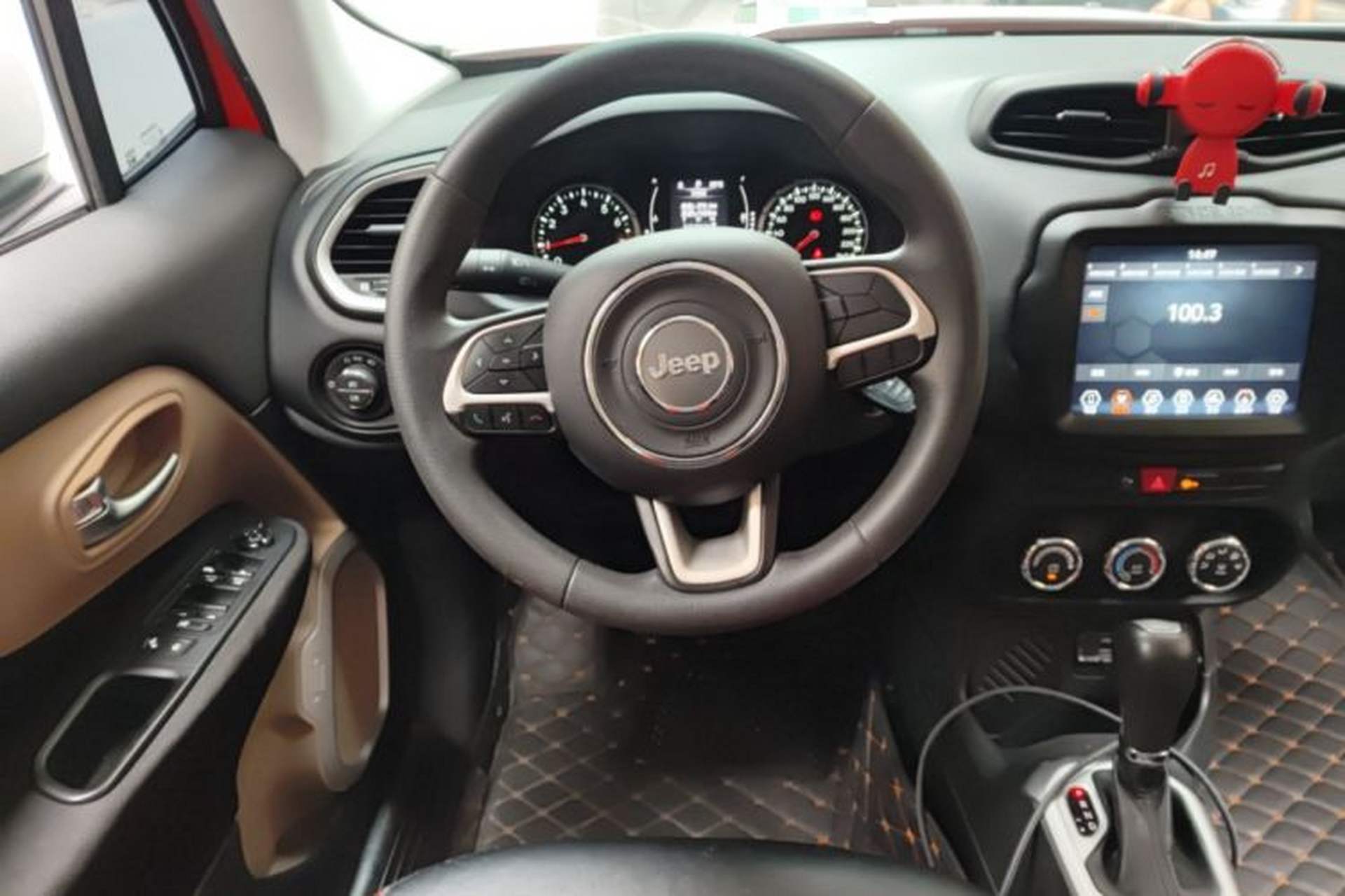 Used Jeep Renegade 2016 1.4T Automatic High-Energy Version Steering Wheel