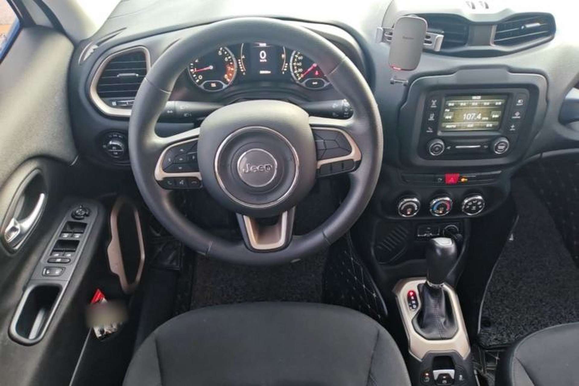 Used Jeep Renegade 2016 1.4T Automatic Jingneng Edition Steering Wheel