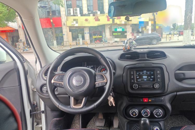 Used Jeep Renegade 2016 1.4T Automatic Jingneng Edition Steering Wheel
