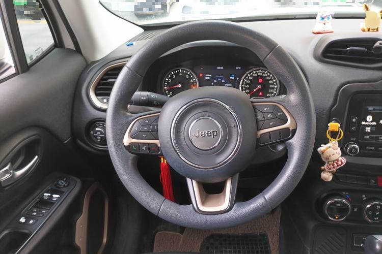 Used Jeep Renegade 2016 1.4T Automatic Jingneng Version+ Steering Wheel
