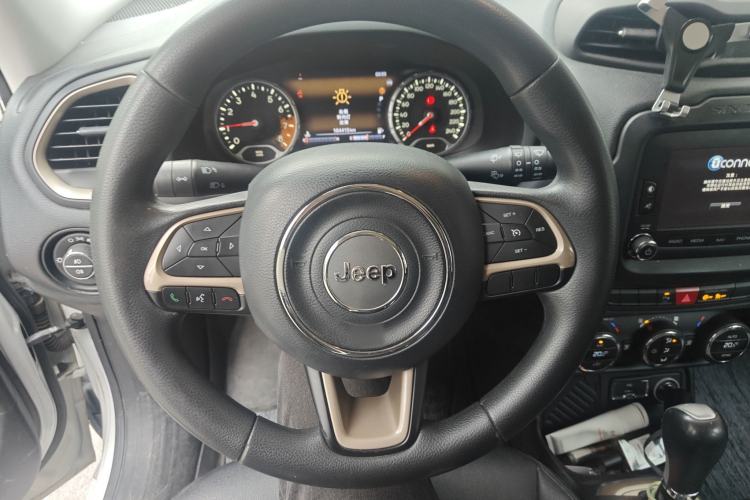 Used Jeep Renegade 2016 1.4T Automatic Jingneng Version+ Steering Wheel