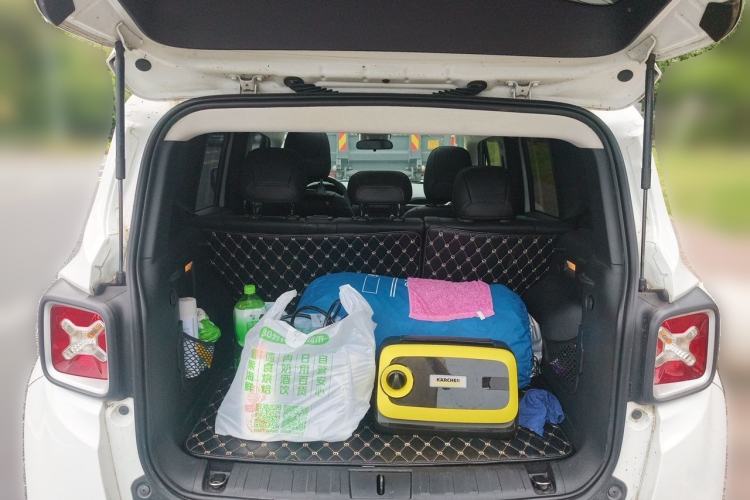 Used Jeep Renegade 2016 1.4T Automatic Smart Edition Trunk