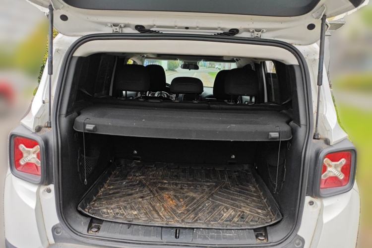 Used Jeep Renegade 2016 1.4T Automatic Jingneng Version+ Trunk