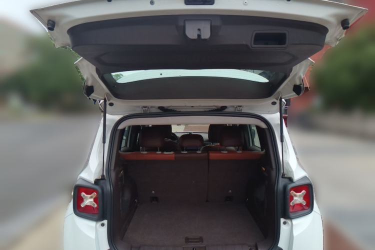 Used Jeep Renegade 2016 1.4T Automatic Jingneng Version+ Trunk