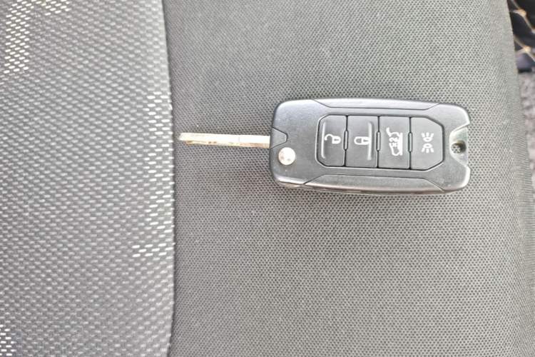 Used Jeep Renegade 2016 1.4T Automatic Jingneng Edition Vehicle Key