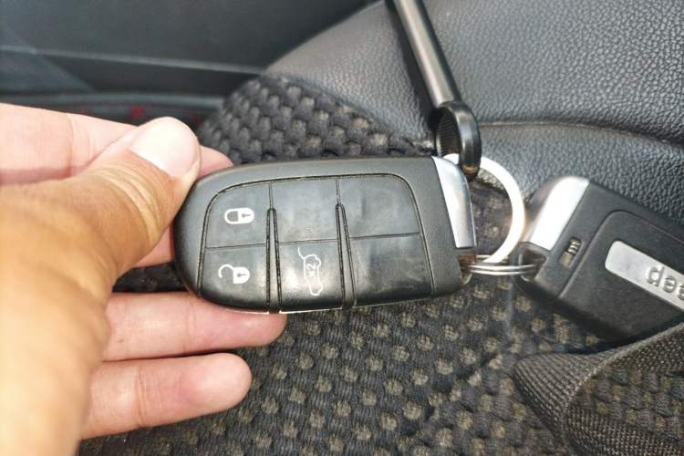 Used Jeep Renegade 2016 1.4T Automatic Jingneng Version+ Vehicle Key