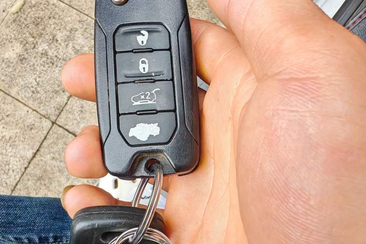 Used Jeep Renegade 2016 1.4T Automatic Jingneng Edition Vehicle Key