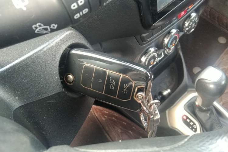 Used Jeep Renegade 2016 1.4T Automatic High-Energy Version Vehicle Key