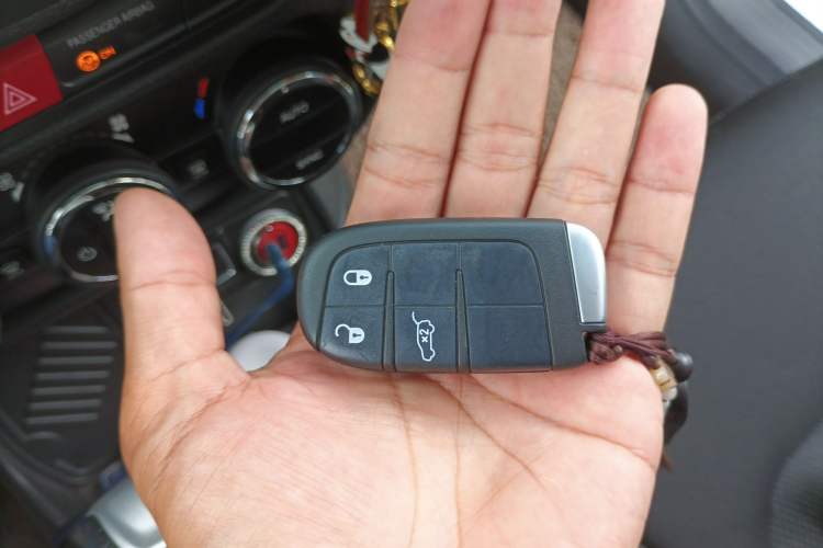 Used Jeep Renegade 2016 1.4T Automatic Jingneng Version+ Vehicle Key