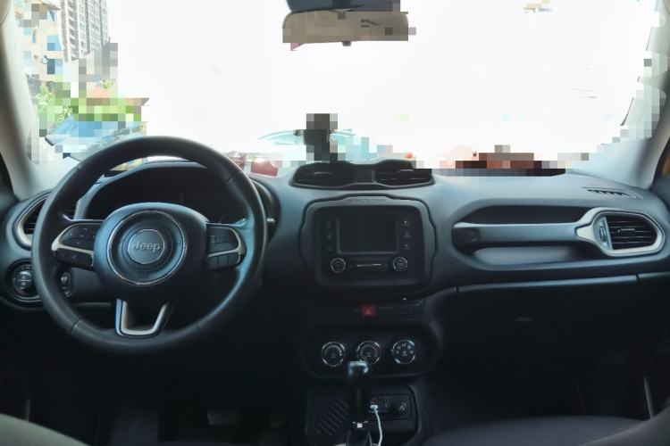 Used Jeep Renegade 2016 1.4T Automatic Jingneng Edition Center Console