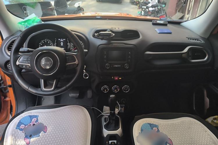 Used Jeep Renegade 2016 1.4T Automatic Jingneng Edition Center Console