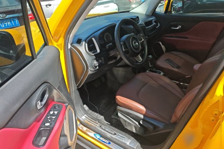 Used Jeep Renegade 2016 1.4T Automatic Jingneng Version+ Driver Seat