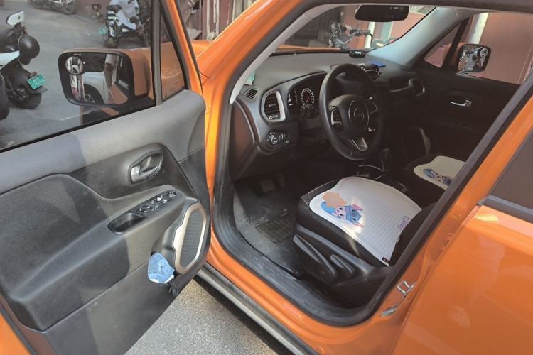 Used Jeep Renegade 2016 1.4T Automatic Jingneng Edition Driver Seat