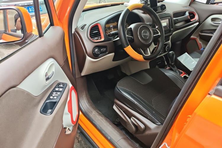 Used Jeep Renegade 2016 1.4T Automatic Jingneng Version+ Driver Seat