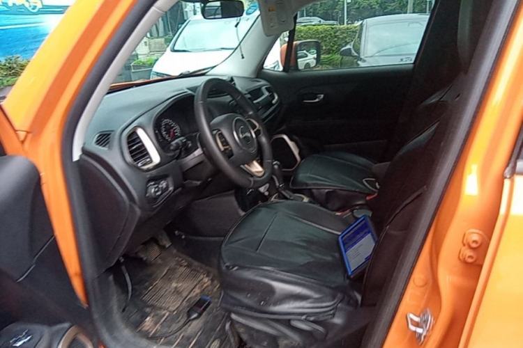 Used Jeep Renegade 2016 1.4T Automatic Jingneng Edition Driver Seat