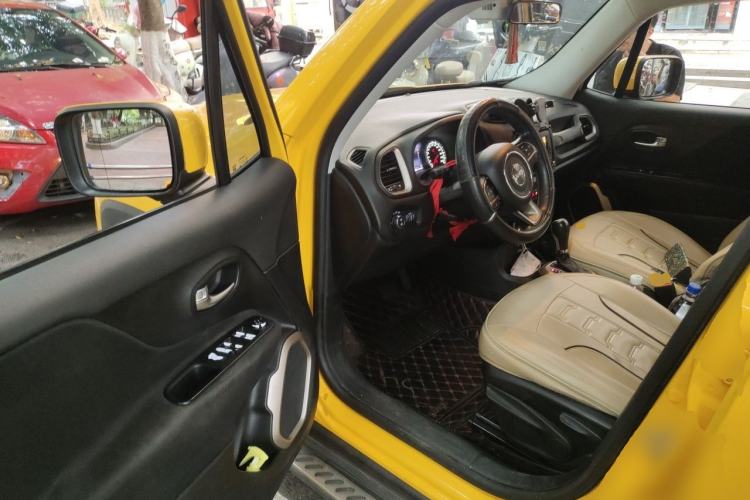 Used Jeep Renegade 2016 1.4T Automatic Jingneng Version+ Driver Seat