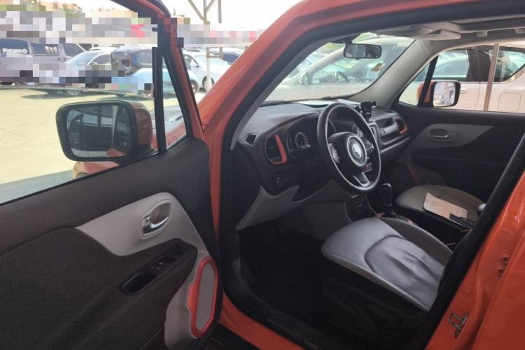Used Jeep Renegade 2016 1.4T Automatic Jingneng Edition Driver Seat