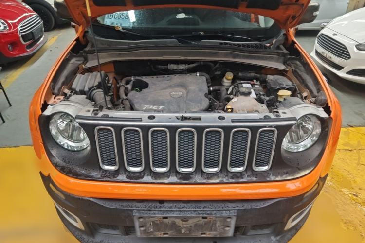 Used Jeep Renegade 2016 1.4T Automatic Smart Edition Engine Bay