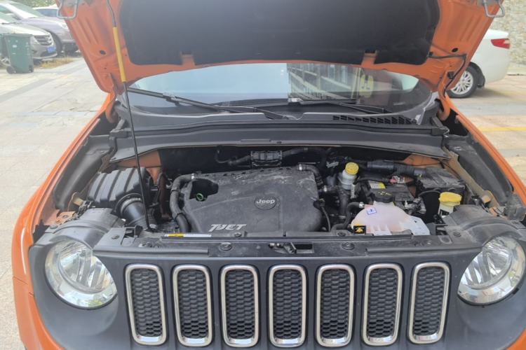 Used Jeep Renegade 2016 1.4T Automatic High-Energy Version Engine Bay