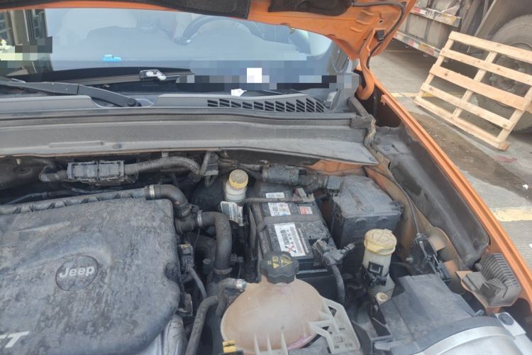 Used Jeep Renegade 2016 1.4T Automatic Smart Edition Engine Bay Left