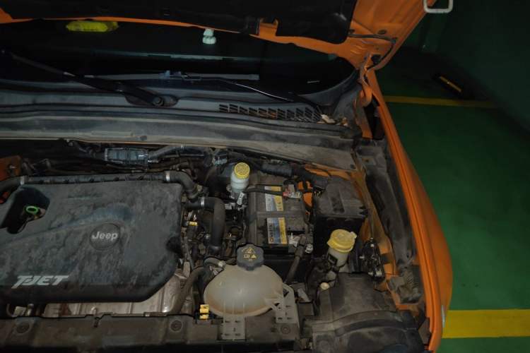 Used Jeep Renegade 2016 1.4T Automatic High-Energy Version Engine Bay Left