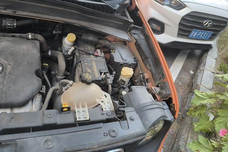 Used Jeep Renegade 2016 1.4T Automatic Jingneng Edition Engine Bay Left