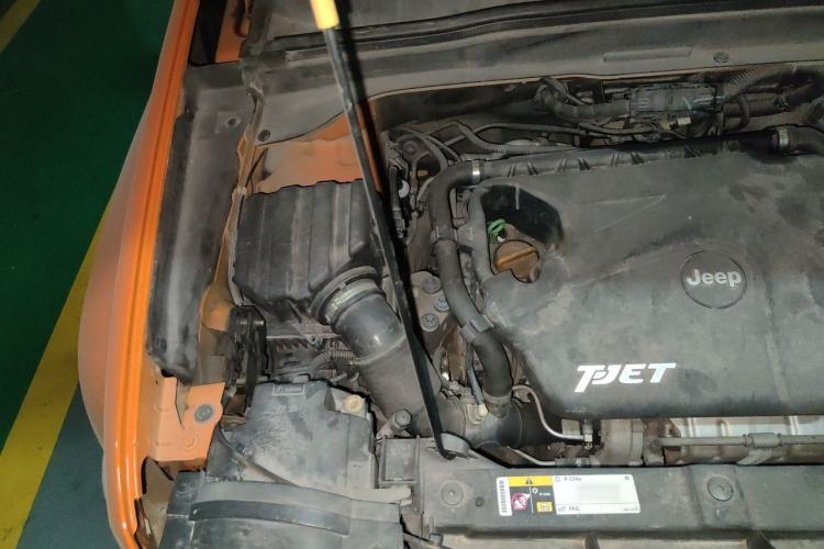 Used Jeep Renegade 2016 1.4T Automatic Kinetic Edition Engine Bay Right