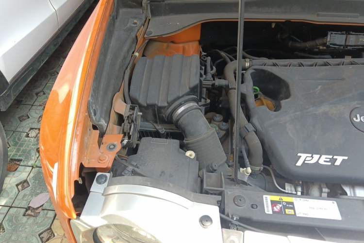 Used Jeep Renegade 2016 1.4T Automatic Smart Edition Engine Bay Right