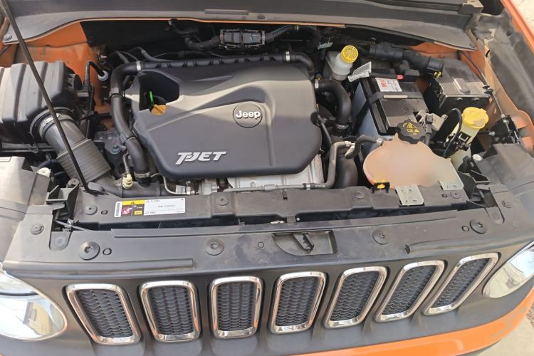 Used Jeep Renegade 2016 1.4T Automatic High-Energy Version Engine Bay