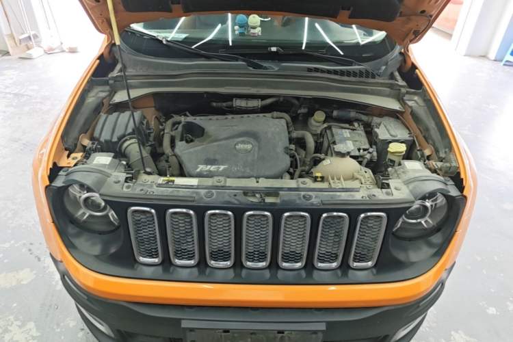 Used Jeep Renegade 2016 1.4T Automatic Jingneng Edition Engine Bay